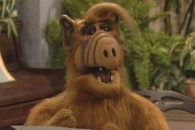 ALF (1986) Season 3 Streaming: Watch & Stream Online via Peacock